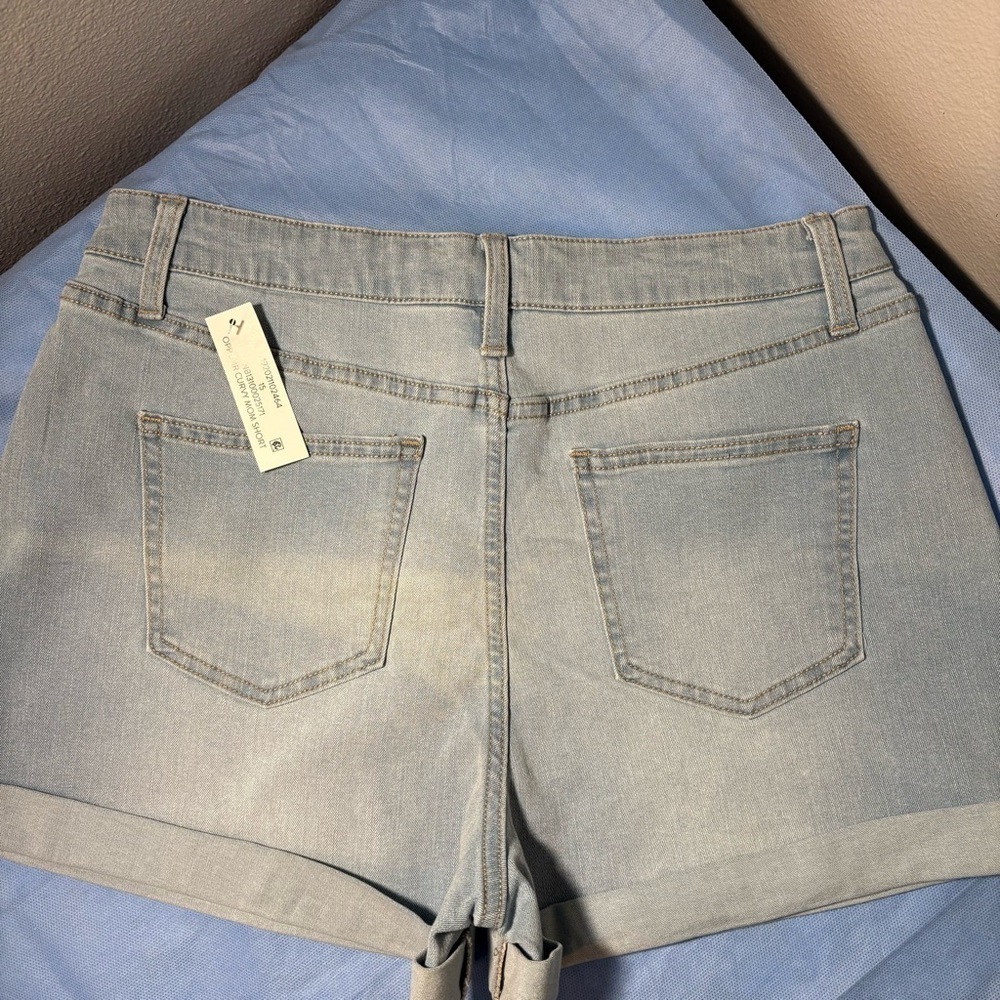 Blue Jean Shorts Light Wash Cuffed Hem super high rise mom - Picture 4 of 15
